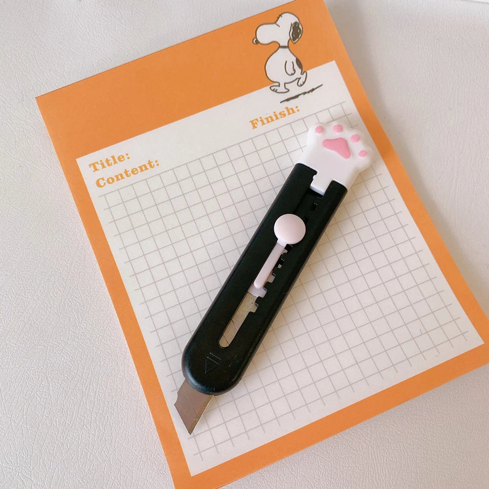 Cat Paw Refillable Craft Knife